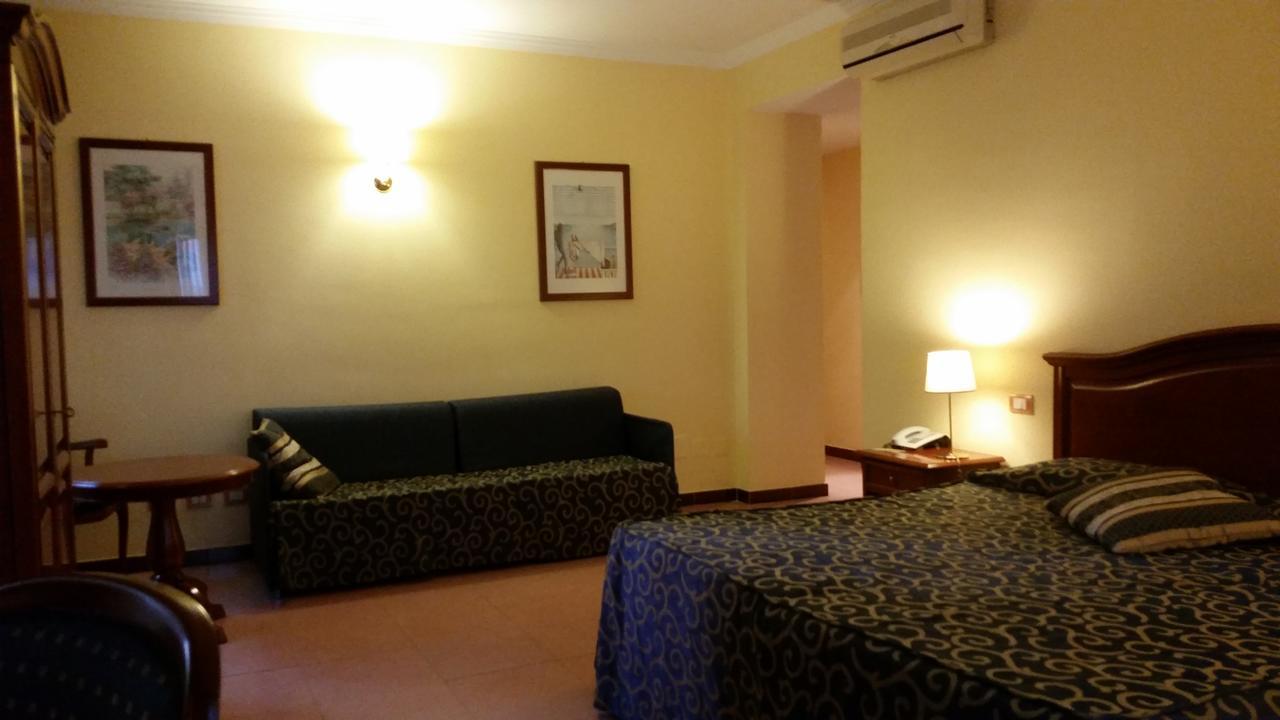 Hotel Villa Ada Pozzallo Kültér fotó