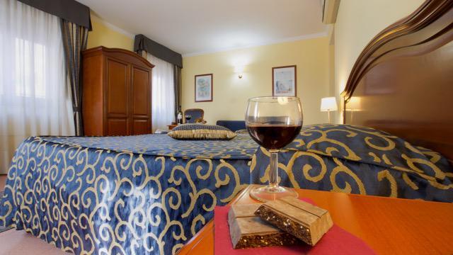 Hotel Villa Ada Pozzallo Kültér fotó